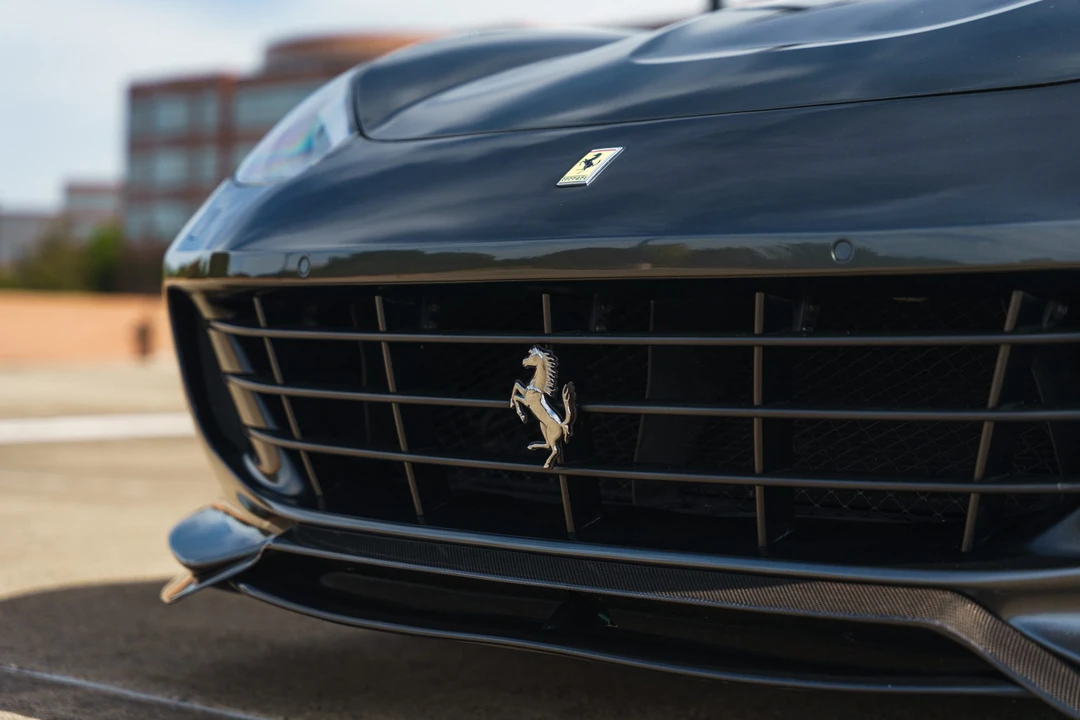 2017 Ferrari GTC4Lusso - Image 21 of 31