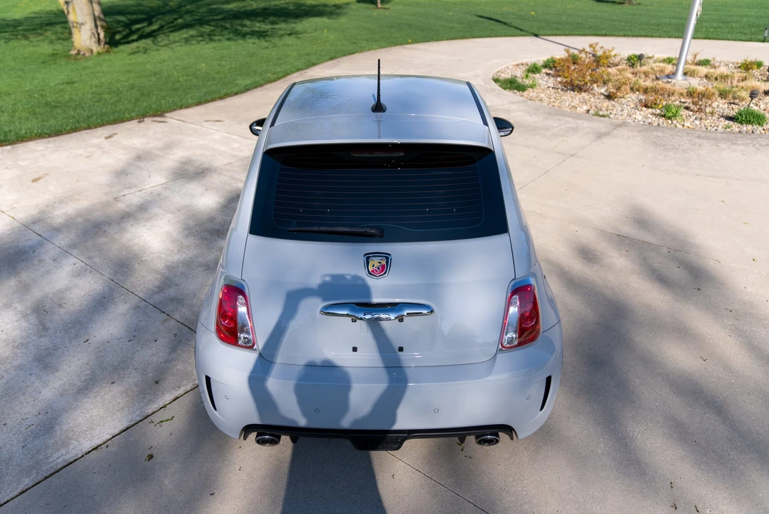 2017 Fiat Abarth 500 - Image 27 of 31