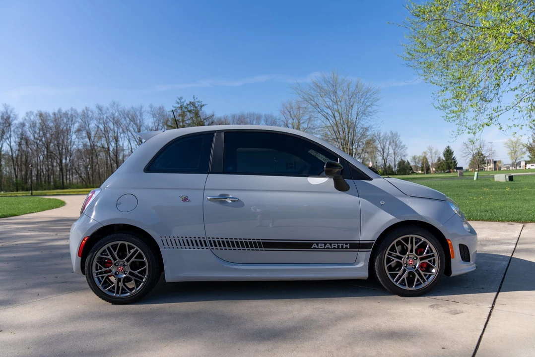 2017 Fiat Abarth 500 - Image 18 of 31
