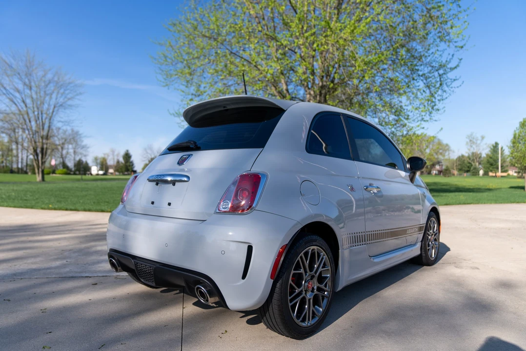 2017 Fiat Abarth 500 - Image 19 of 31
