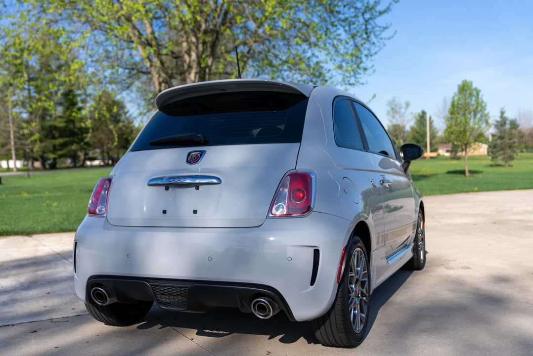 2017 Fiat Abarth 500 - Image 23 of 31