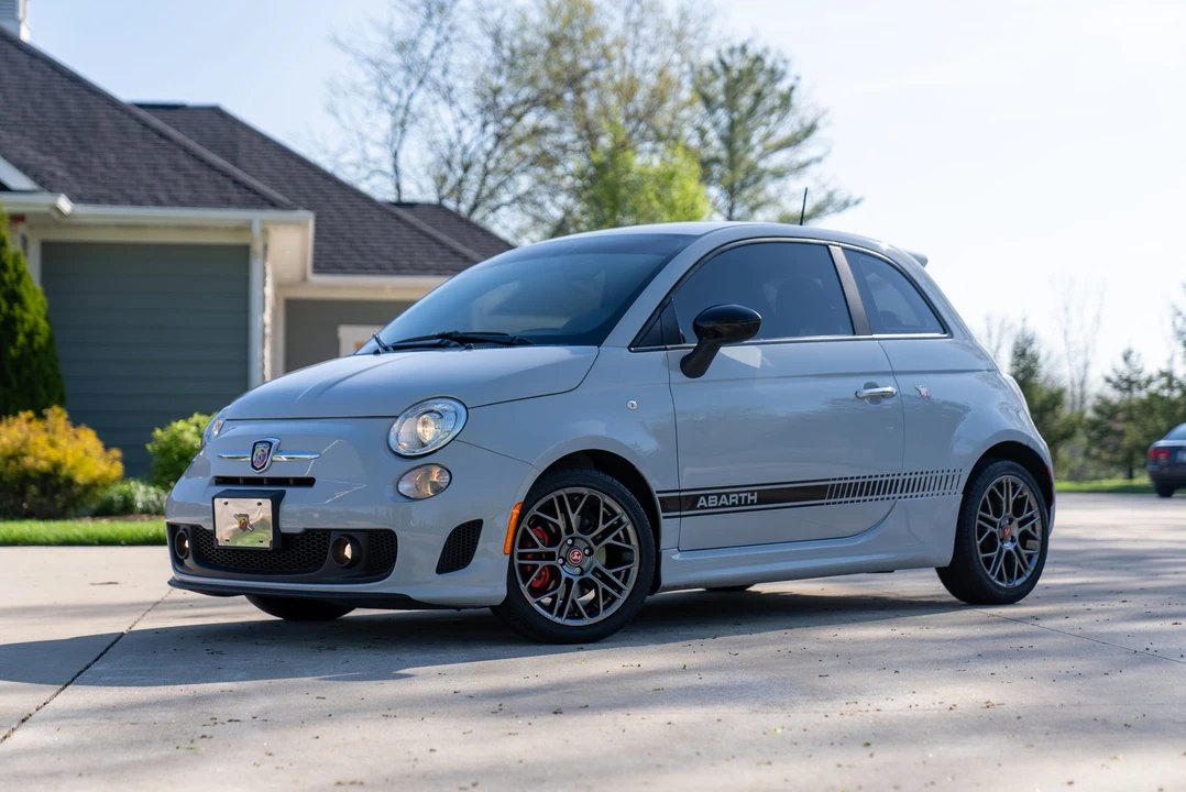 2017 Fiat Abarth 500 - Image 3 of 31