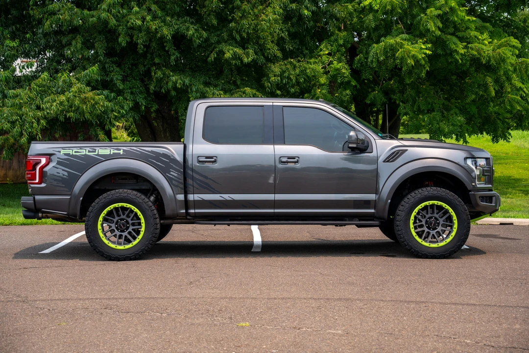 2017 Ford F-150 Raptor 13th Gen - Image 5 of 31