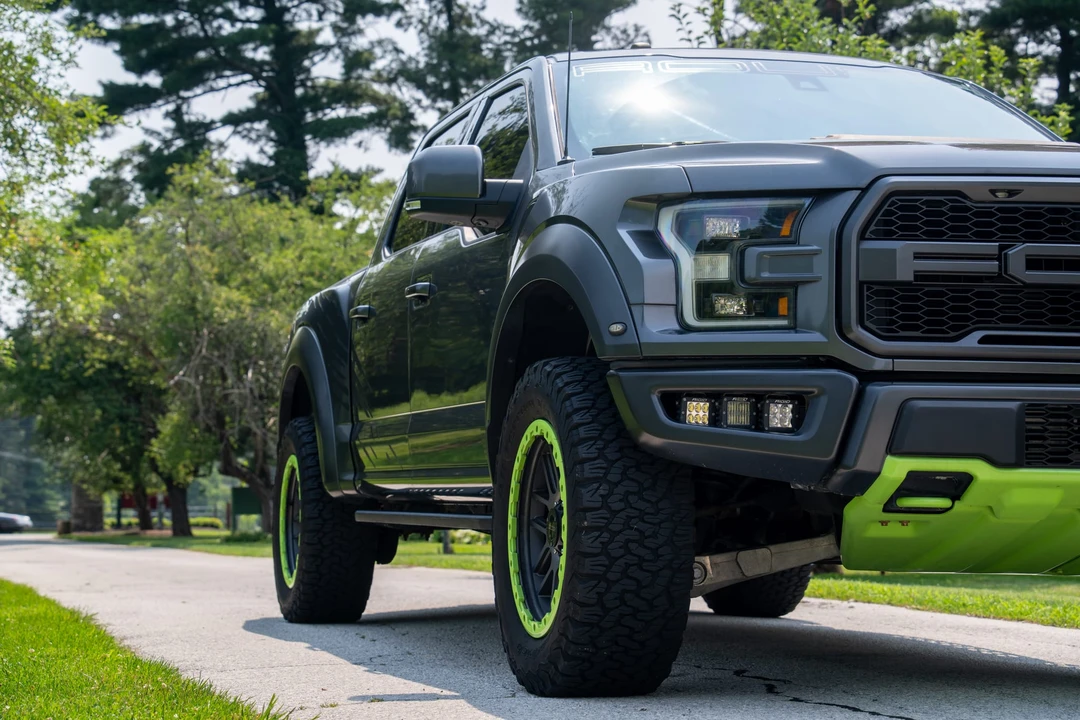 2017 Ford F-150 Raptor 13th Gen - Image 19 of 31