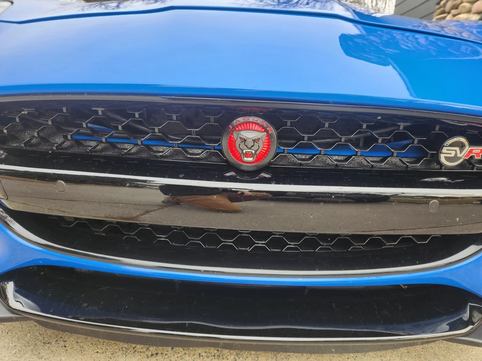 2017 Jaguar F-Type SVR 1st Gen - Image 11 of 31