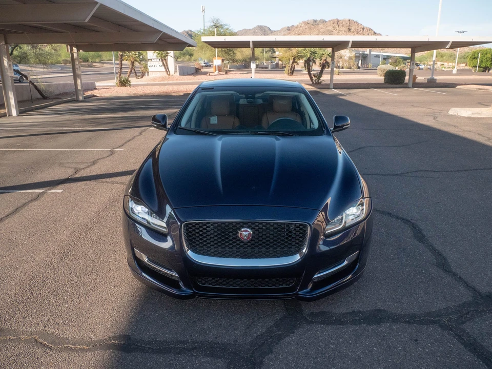 2017 Jaguar X351 XJ - Image 10 of 31
