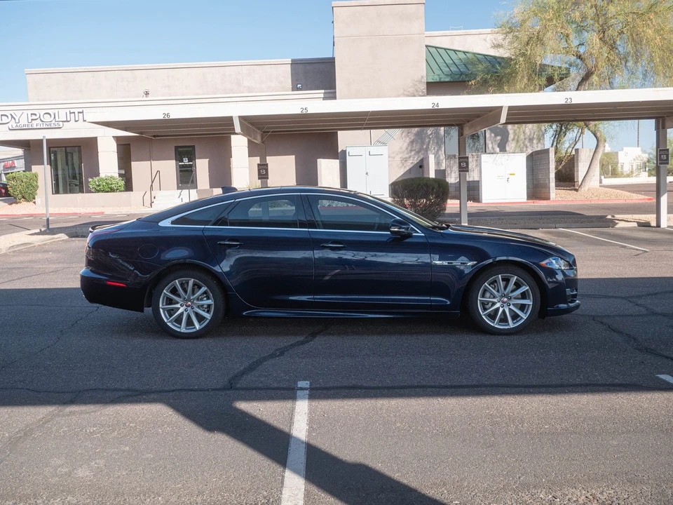 2017 Jaguar X351 XJ - Image 30 of 31