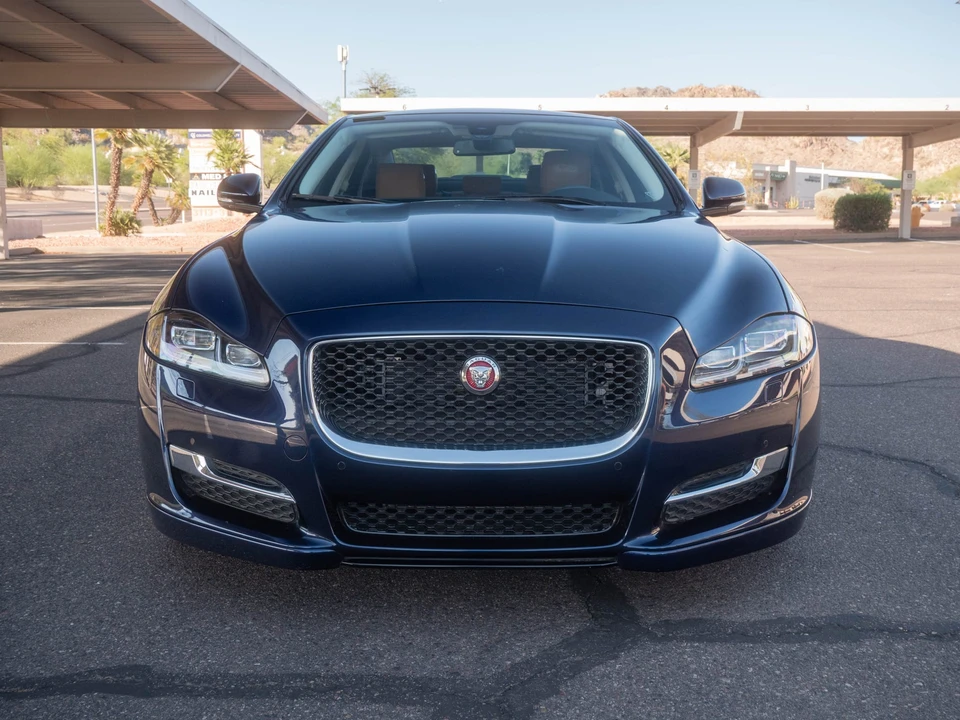 2017 Jaguar X351 XJ - Image 14 of 31