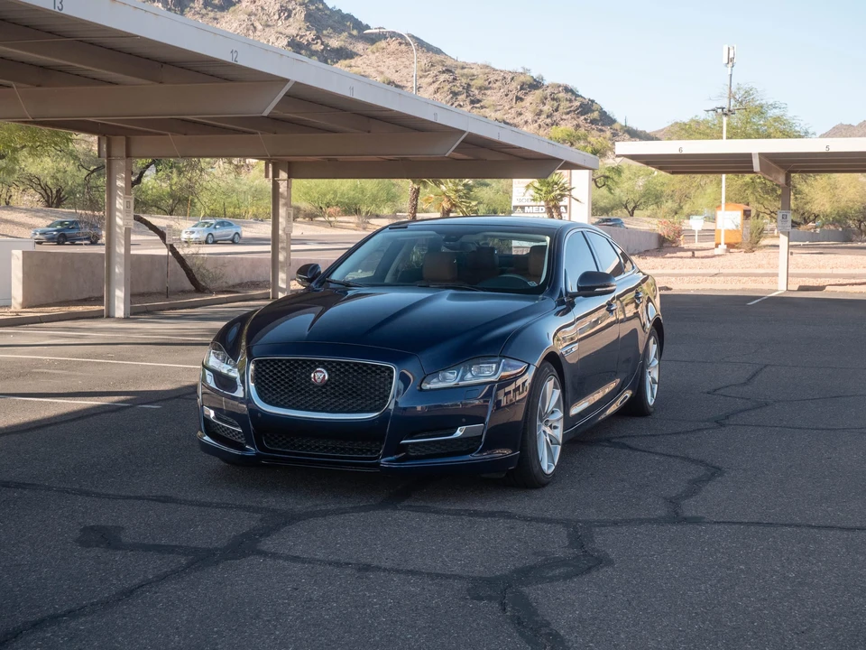 2017 Jaguar X351 XJ - Image 15 of 31