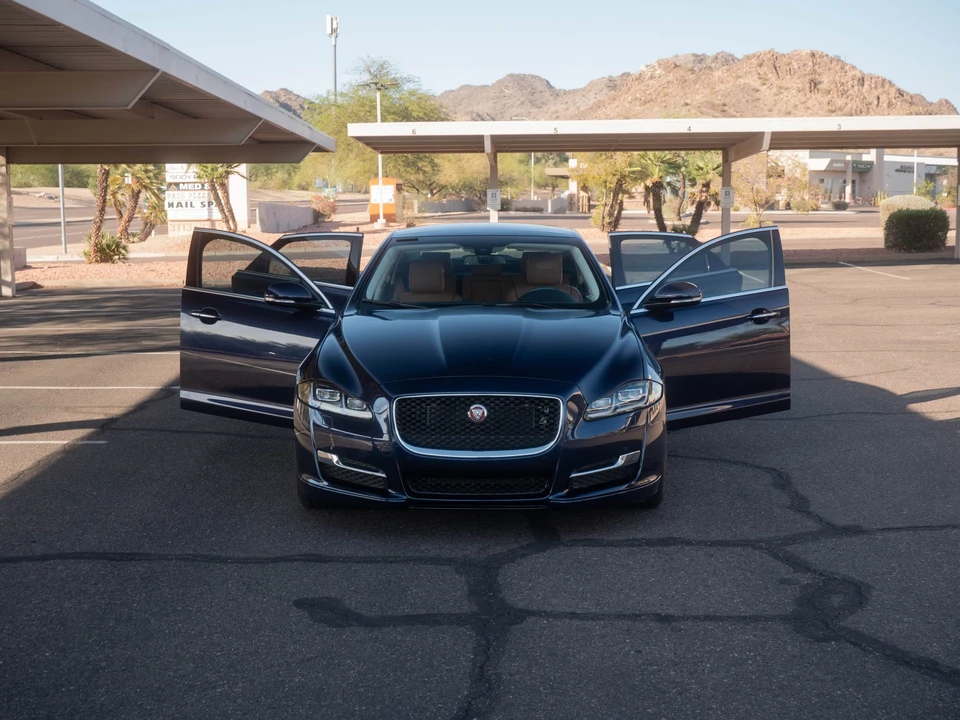 2017 Jaguar X351 XJ - Image 31 of 31