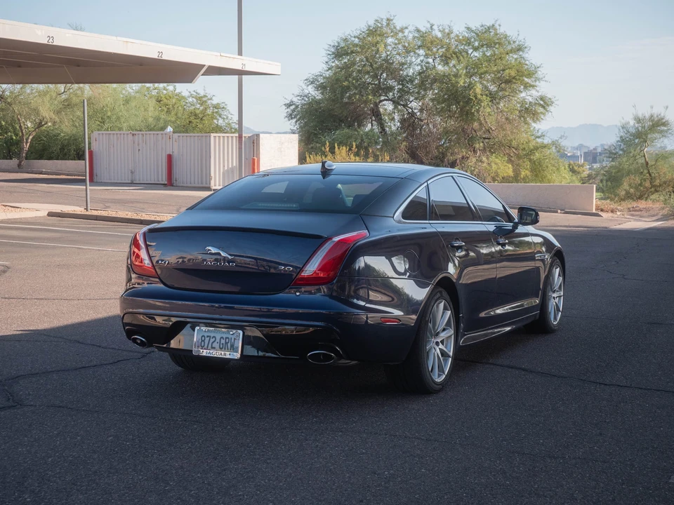 2017 Jaguar X351 XJ - Image 27 of 31