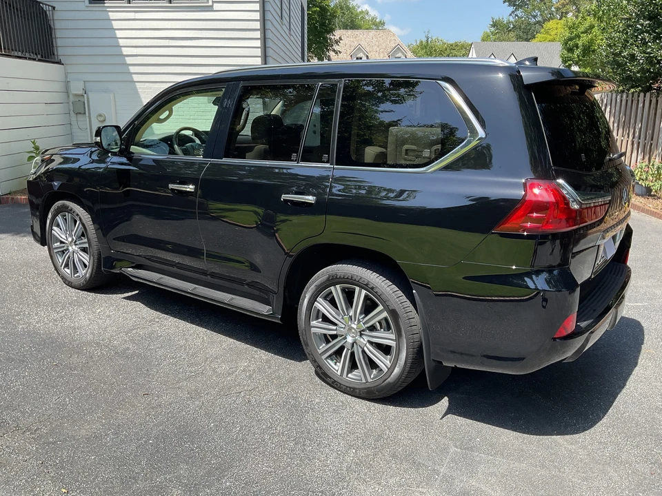 2017 Lexus LX 3rd Gen - Image 4 of 31