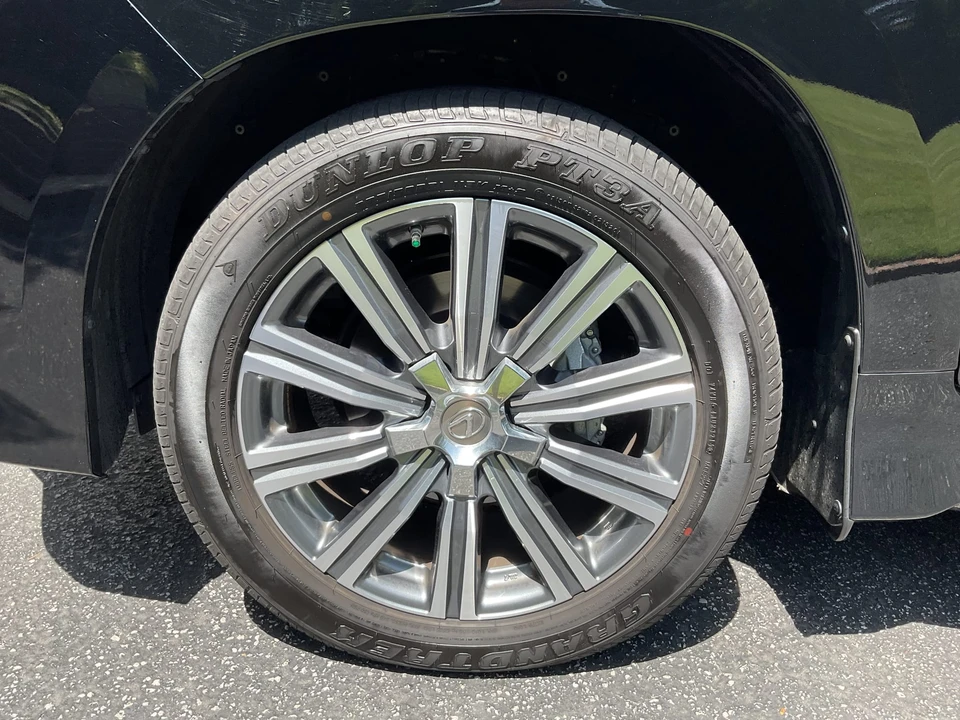 2017 Lexus LX 3rd Gen - Image 23 of 31