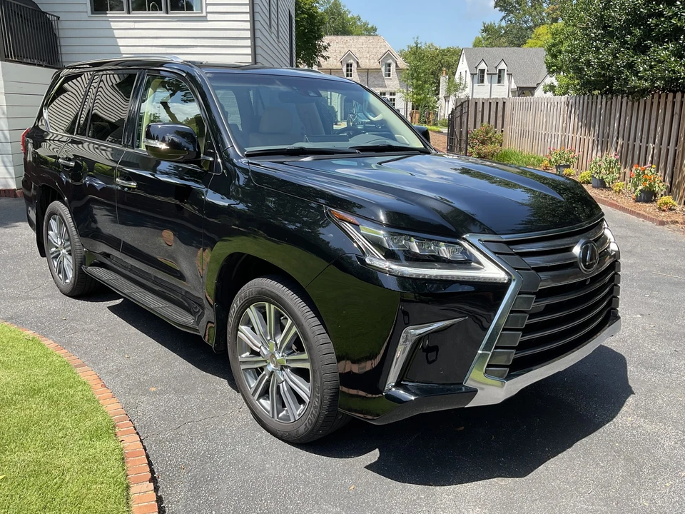2017 Lexus LX 3rd Gen - Image 9 of 31