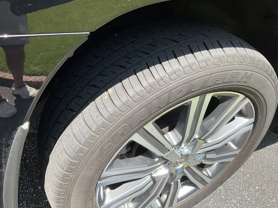 2017 Lexus LX 3rd Gen - Image 24 of 31