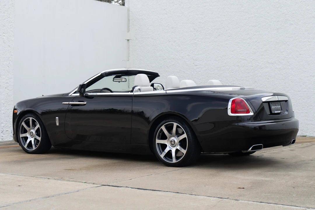 2017 Rolls-Royce Dawn - Image 29 of 31