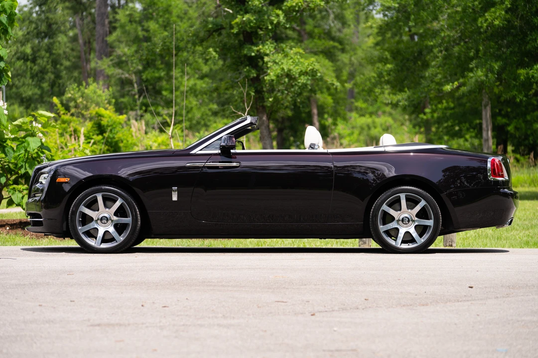 2017 Rolls-Royce Dawn - Image 7 of 31