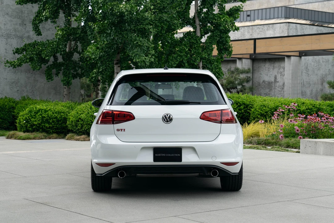 2017 Volkswagen GTI Mk7 - Image 19 of 31