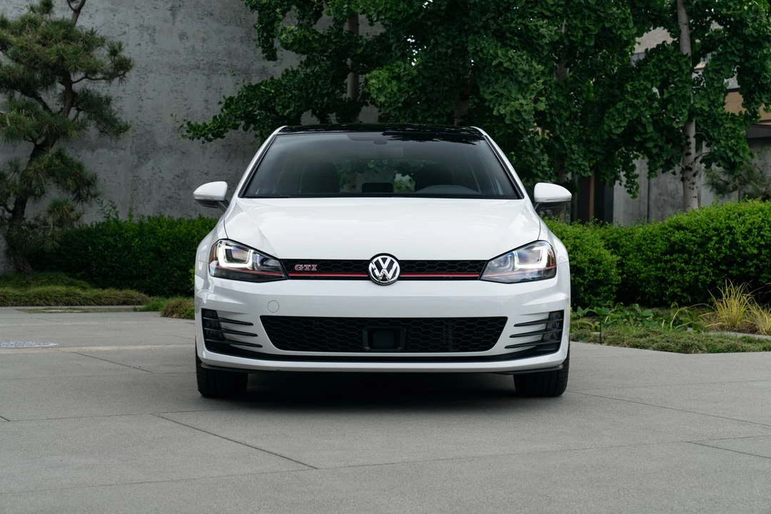 2017 Volkswagen GTI Mk7 - Image 6 of 31