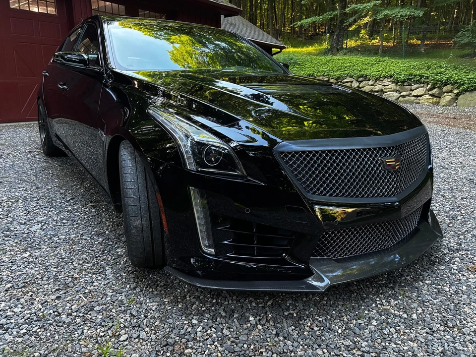 2018 Cadillac CTS-V 3rd Gen - Image 18 of 31