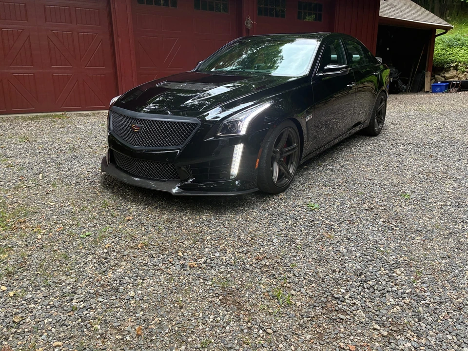 2018 Cadillac CTS-V 3rd Gen - Image 5 of 31