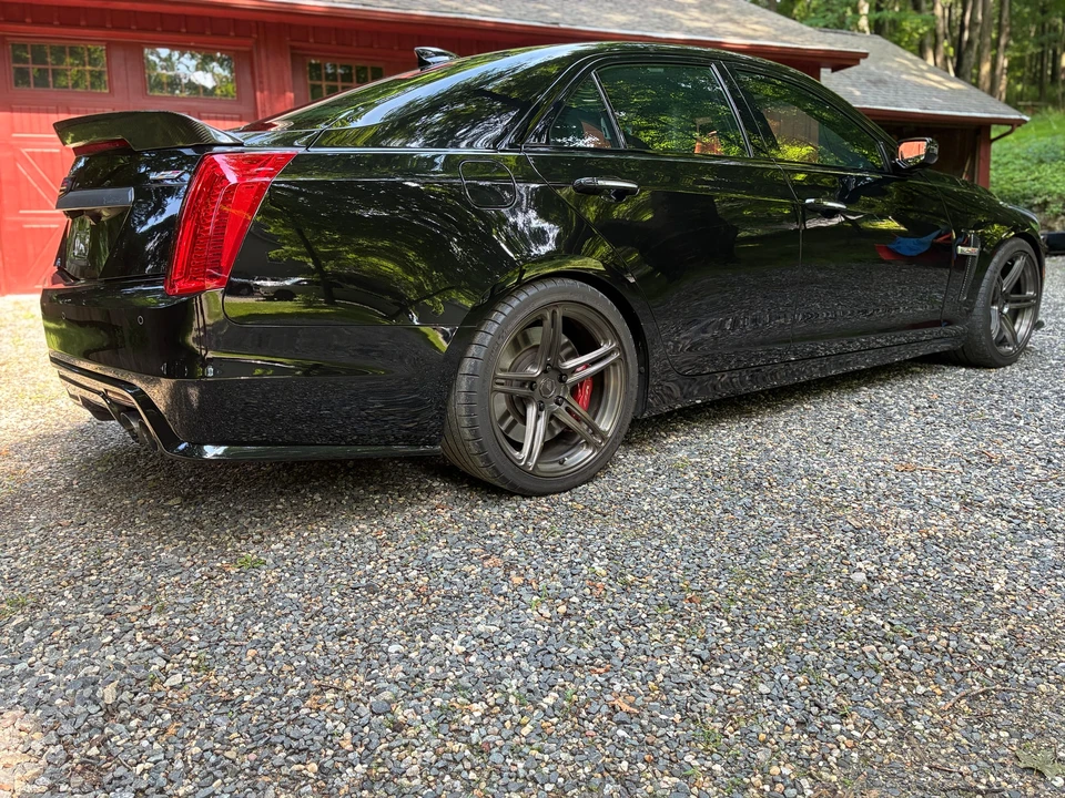 2018 Cadillac CTS-V 3rd Gen - Image 13 of 31