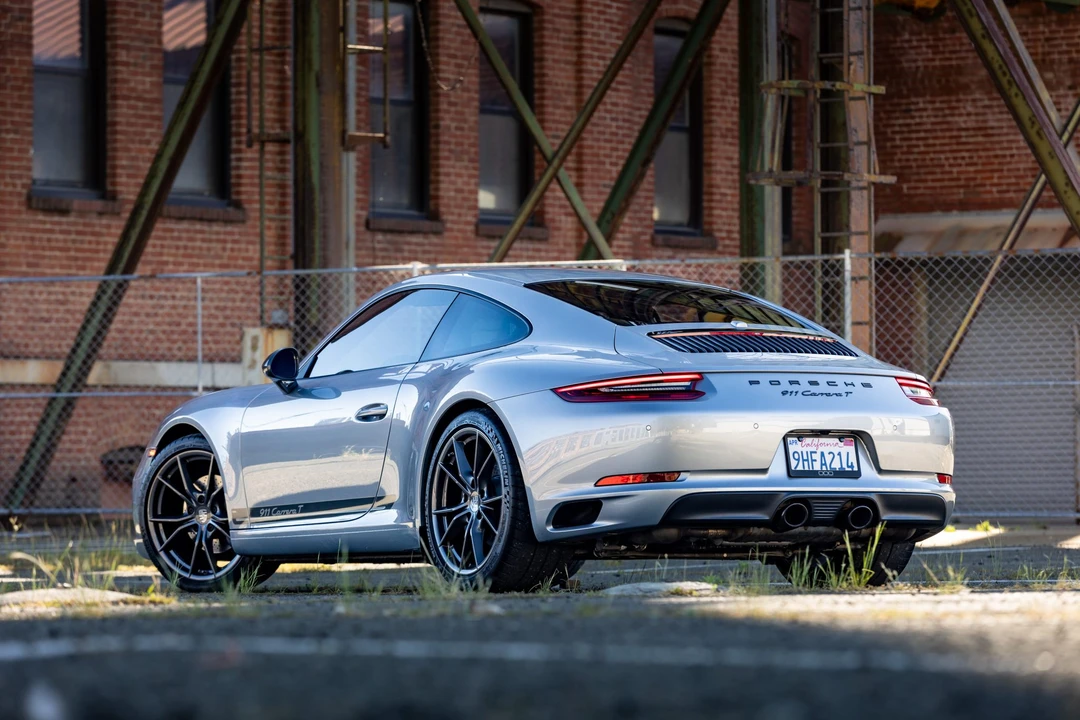 2018 Porsche 991 Carrera T - Image 13 of 31