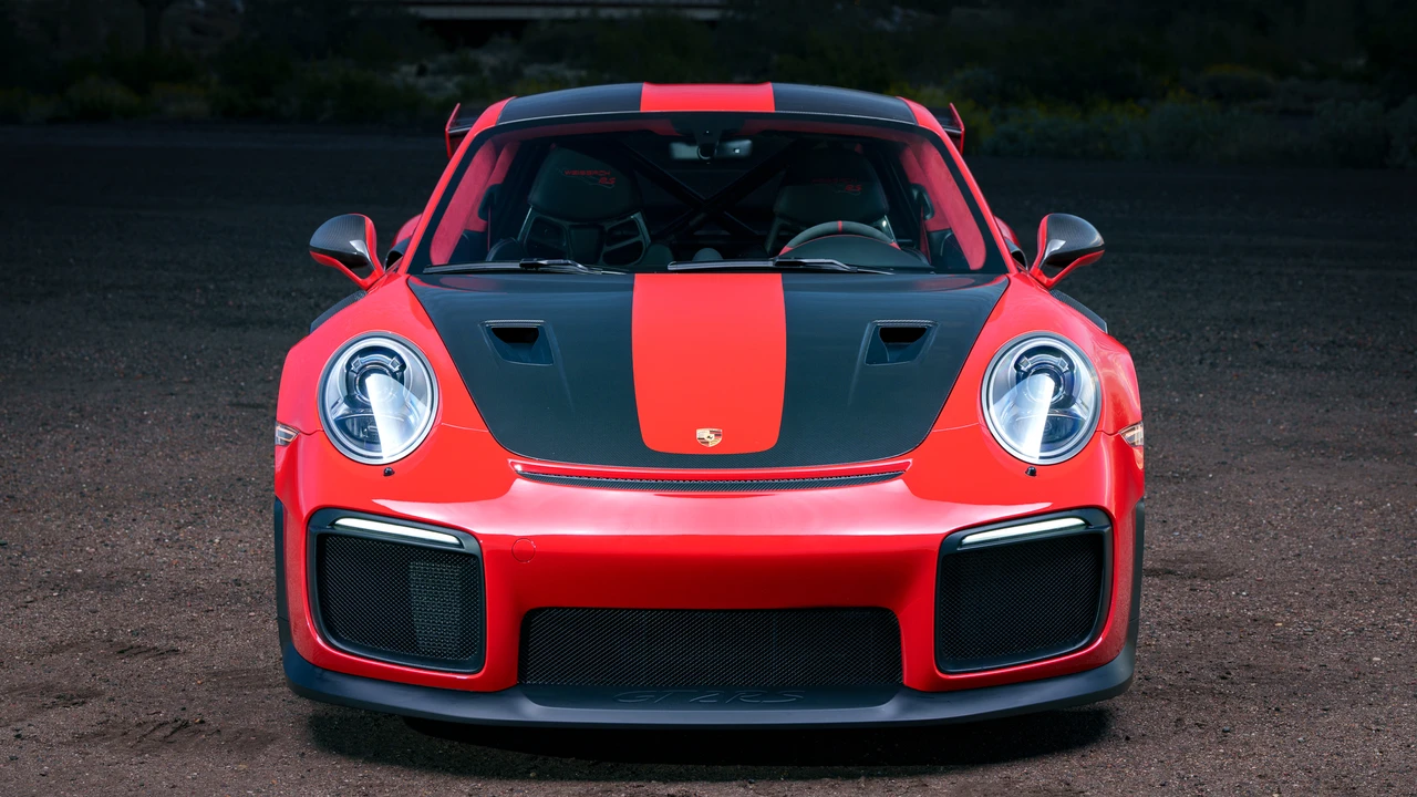 2018 Porsche 991 GT2 RS - Image 12 of 31