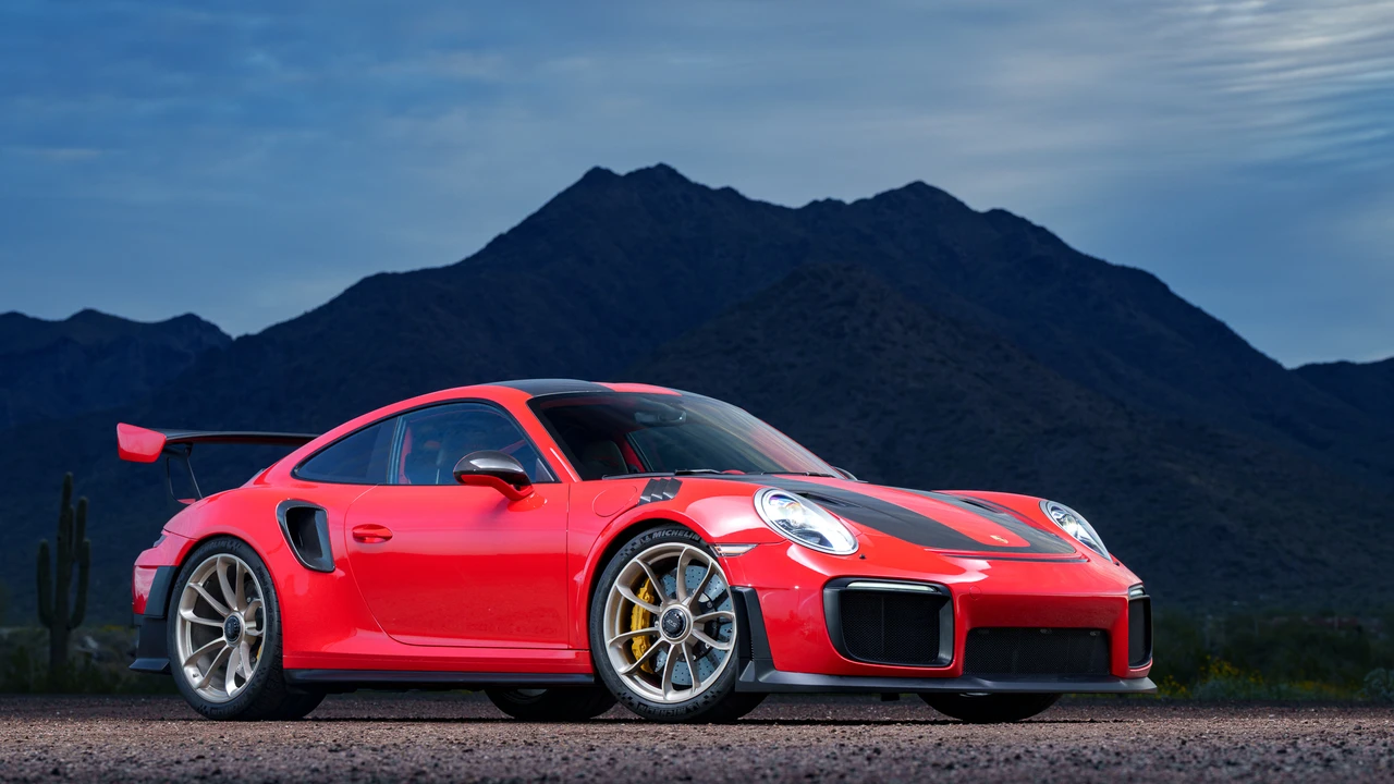 2018 Porsche 991 GT2 RS - Image 17 of 31