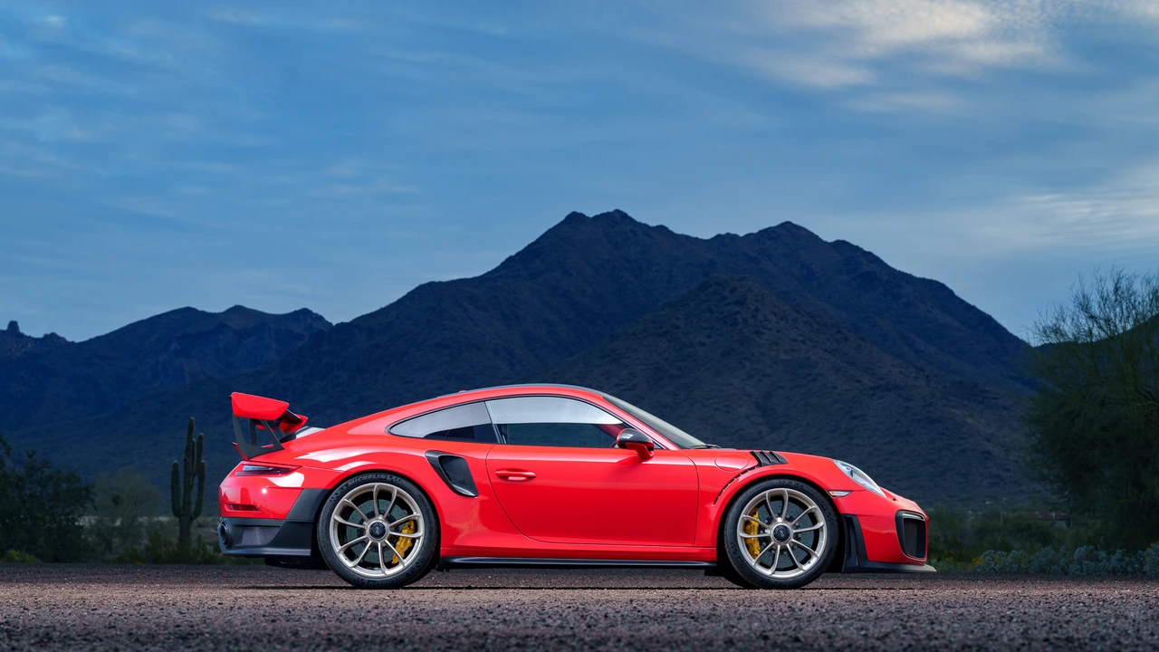 2018 Porsche 991 GT2 RS - Image 21 of 31