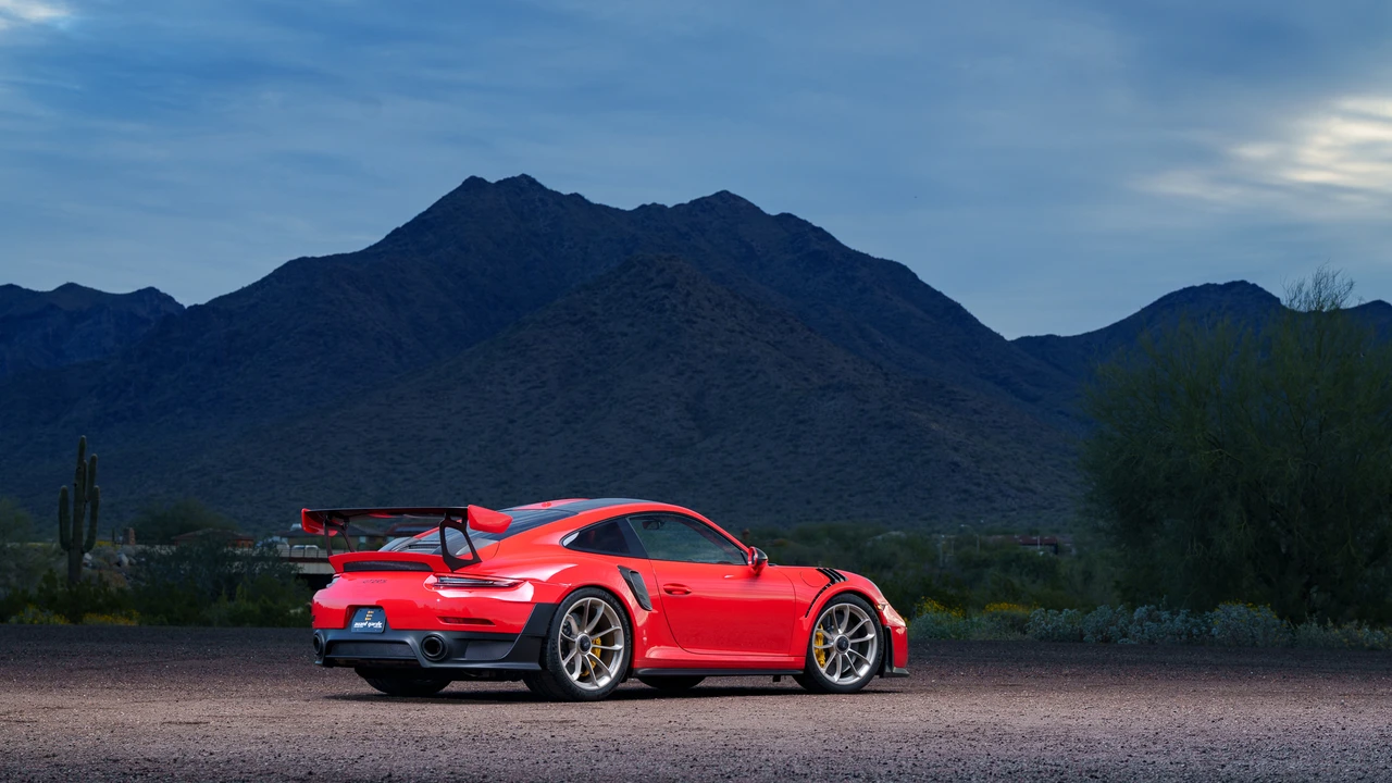 2018 Porsche 991 GT2 RS - Image 23 of 31