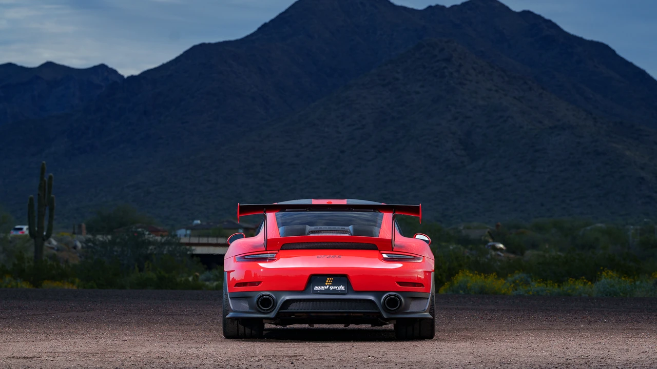 2018 Porsche 991 GT2 RS - Image 26 of 31