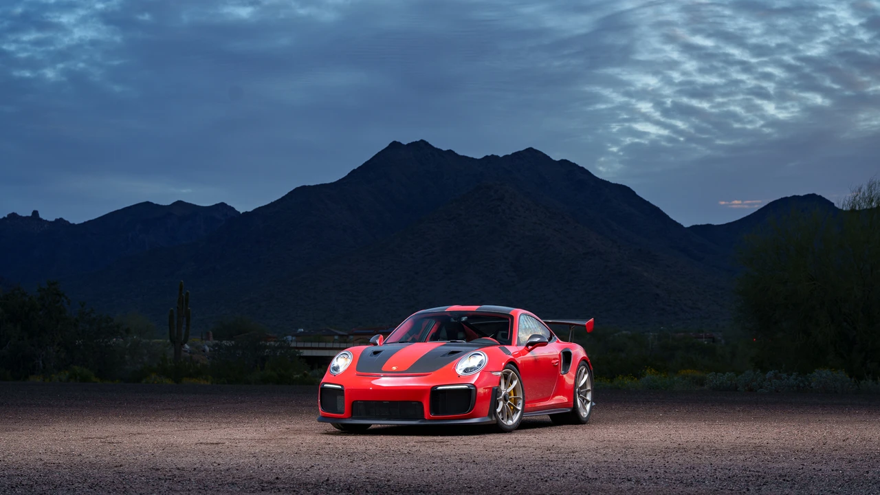 2018 Porsche 991 GT2 RS - Image 7 of 31