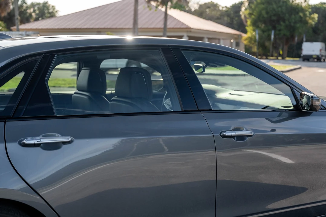 2020 Cadillac CT6-V - Image 28 of 31