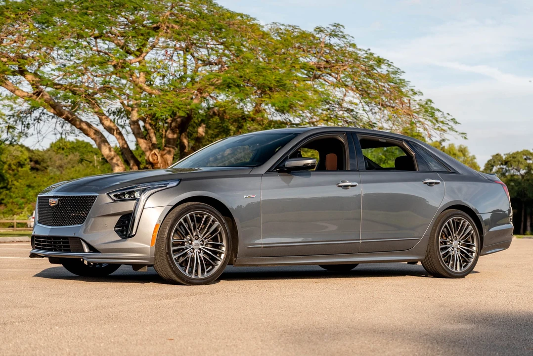 2020 Cadillac CT6-V - Image 2 of 31