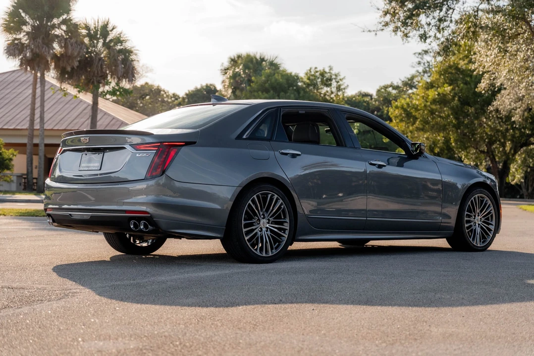 2020 Cadillac CT6-V - Image 9 of 31