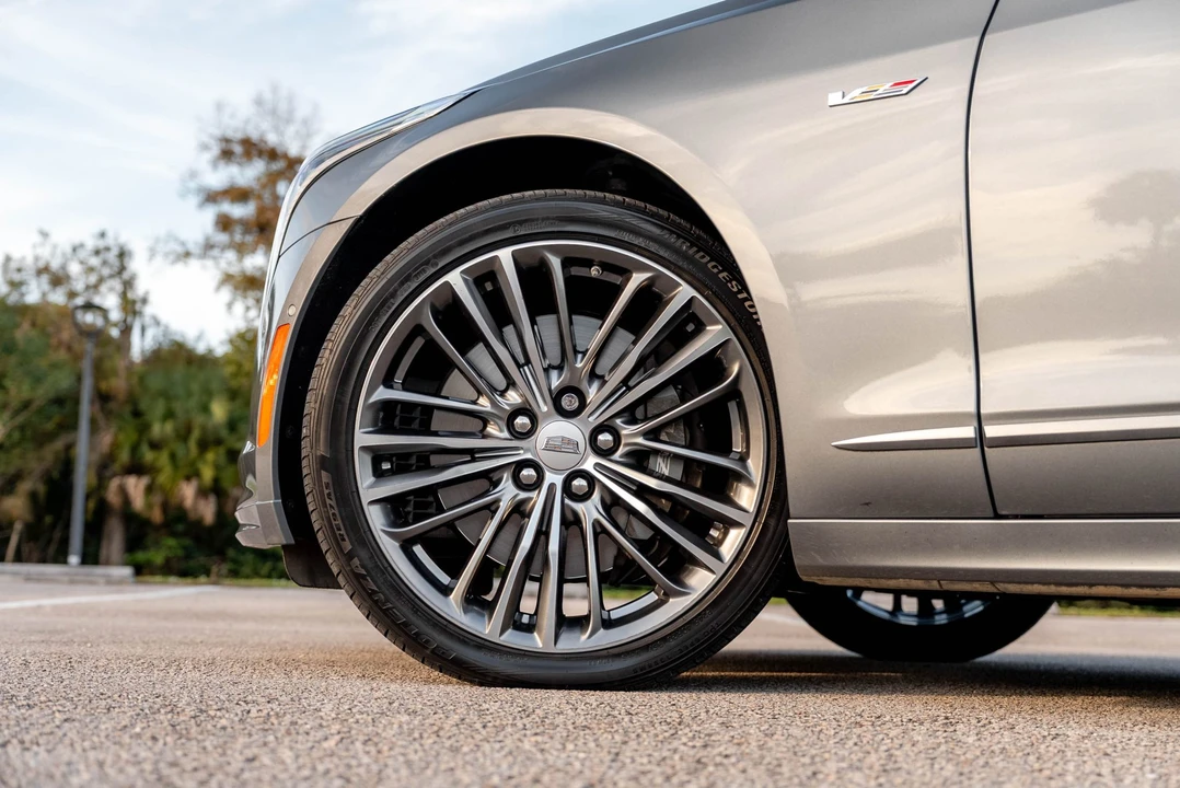 2020 Cadillac CT6-V - Image 30 of 31