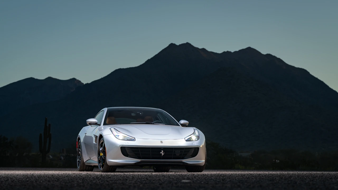 2020 Ferrari GTC4Lusso - Image 12 of 31