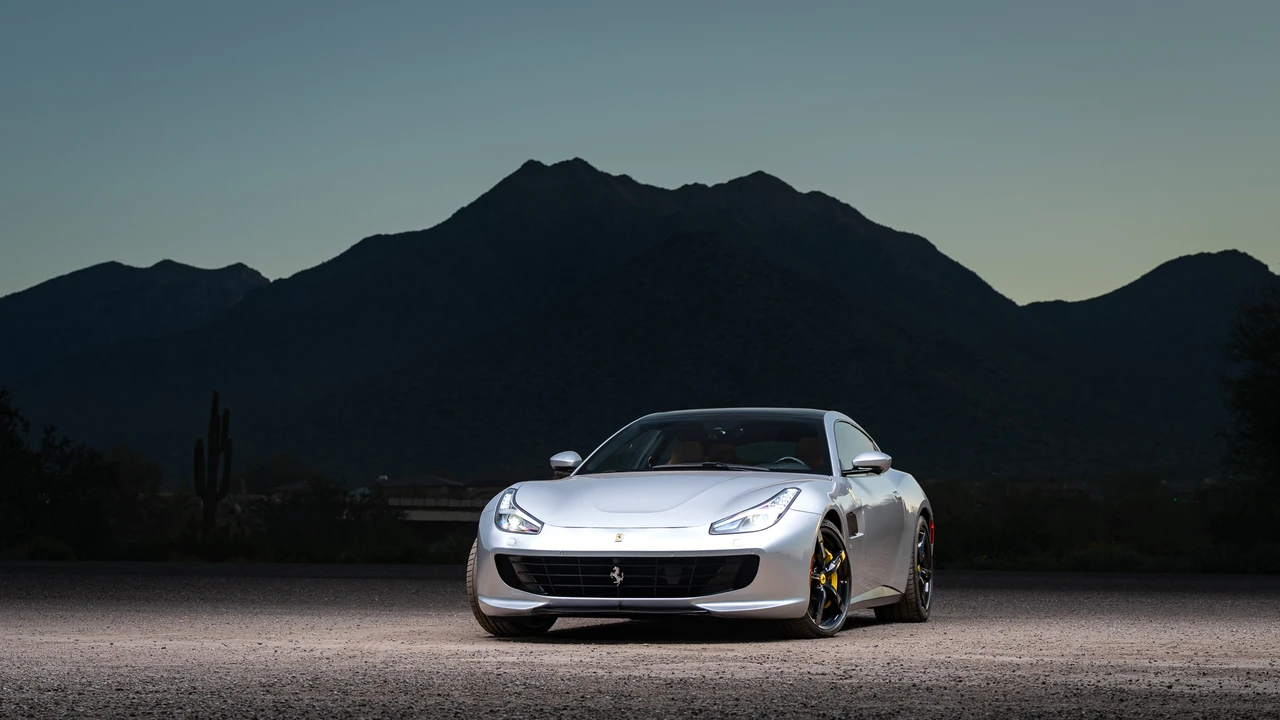 2020 Ferrari GTC4Lusso - Image 6 of 31