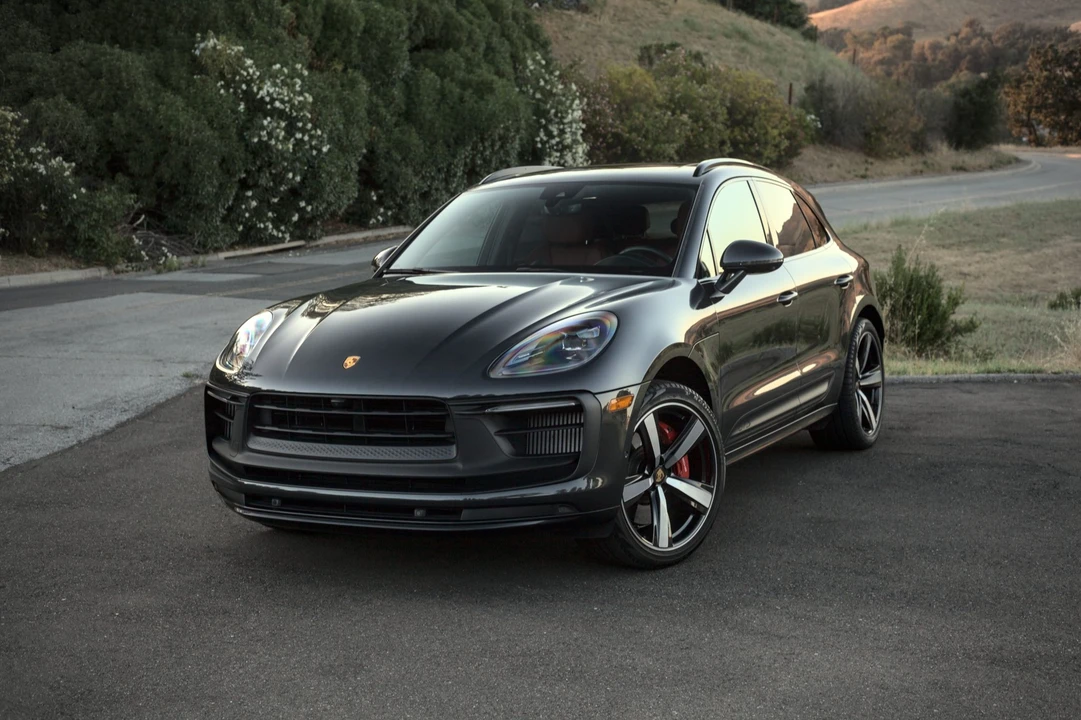 2022 Porsche Macan GTS - Image 6 of 31