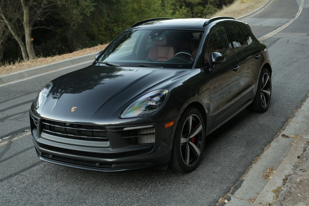 2022 Porsche Macan GTS - Image 21 of 31