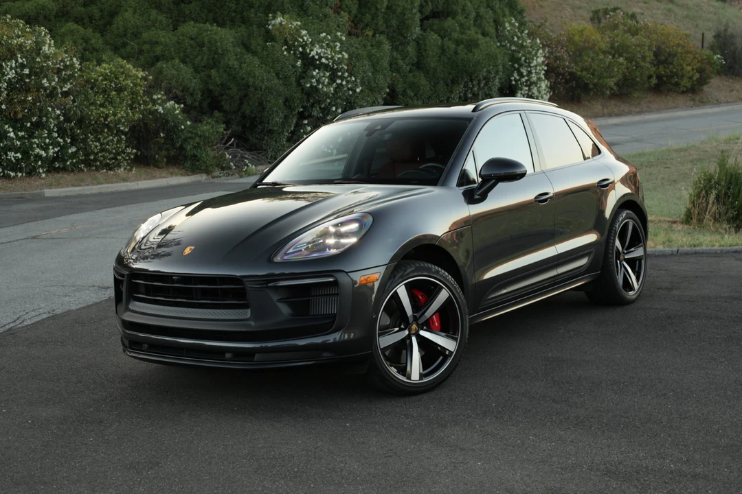 2022 Porsche Macan GTS - Image 25 of 31