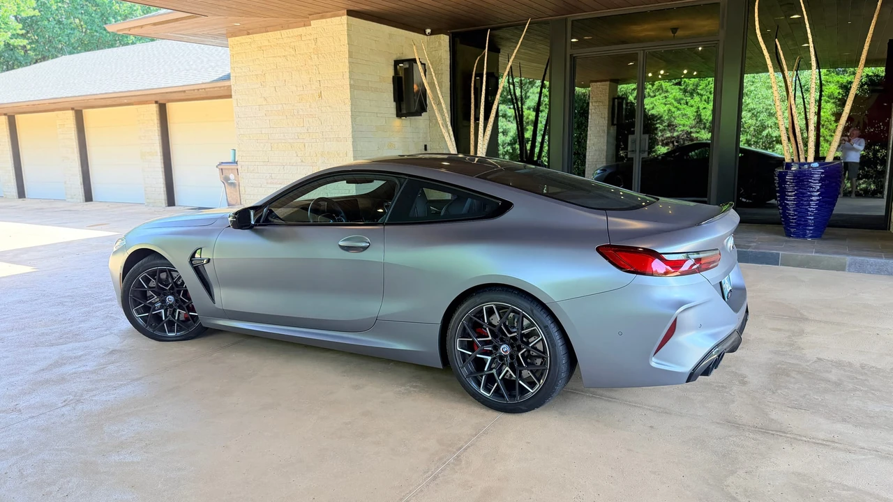 2023 BMW M8 - Image 29 of 31