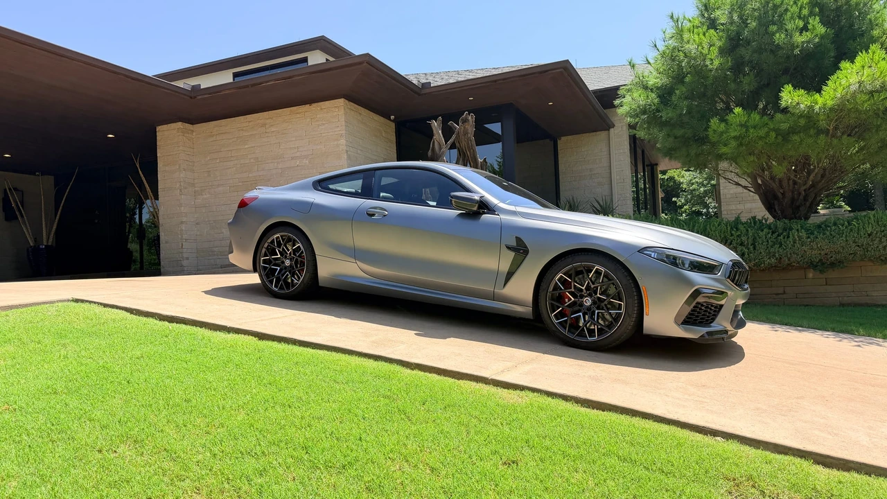 2023 BMW M8 - Image 15 of 31