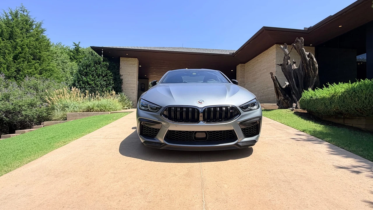 2023 BMW M8 - Image 11 of 31