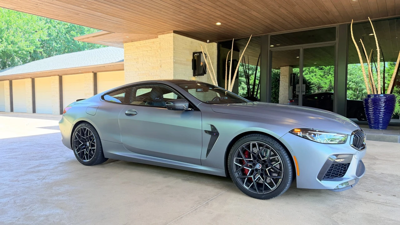 2023 BMW M8 - Image 17 of 31