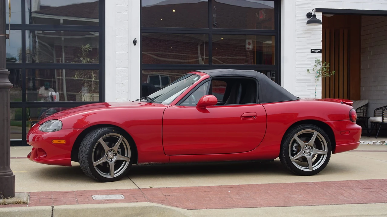 2004 Mazda NB Mazdaspeed MX-5 Miata - Image 14 of 31