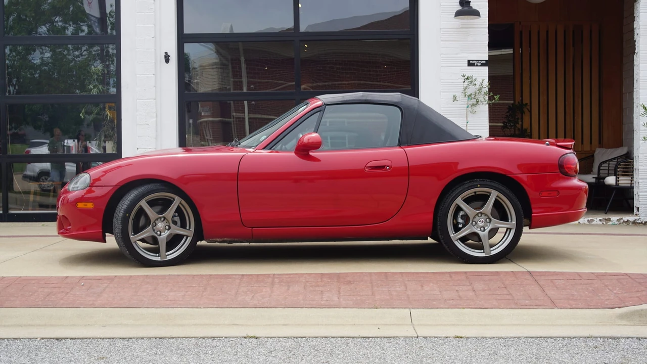 2004 Mazda NB Mazdaspeed MX-5 Miata - Image 16 of 31