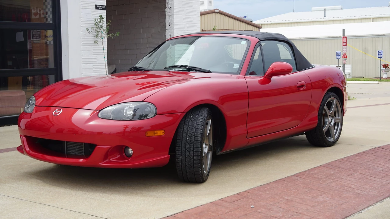 2004 Mazda NB Mazdaspeed MX-5 Miata - Image 8 of 31