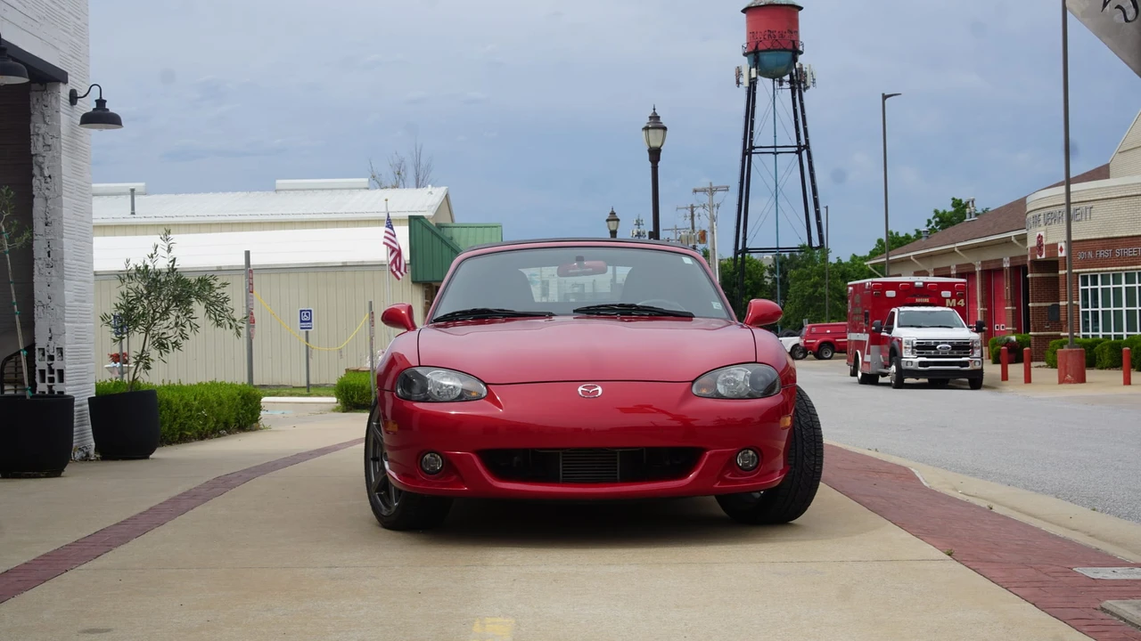 2004 Mazda NB Mazdaspeed MX-5 Miata - Image 2 of 31